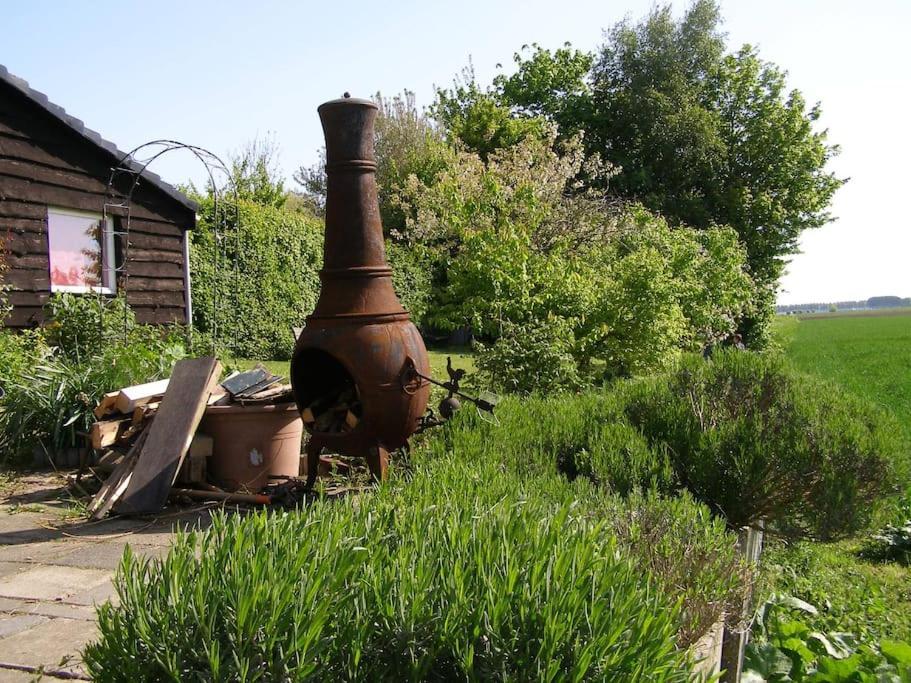Dijkhuisje Zeeland Waterlandkerkje Buitenkant foto